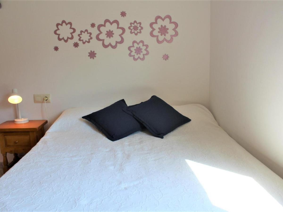 Girona II 1-4 Porta 8 - Apartamento Enfrente De La Playa Grifeu. - Es-228-63 Llanca Exterior photo